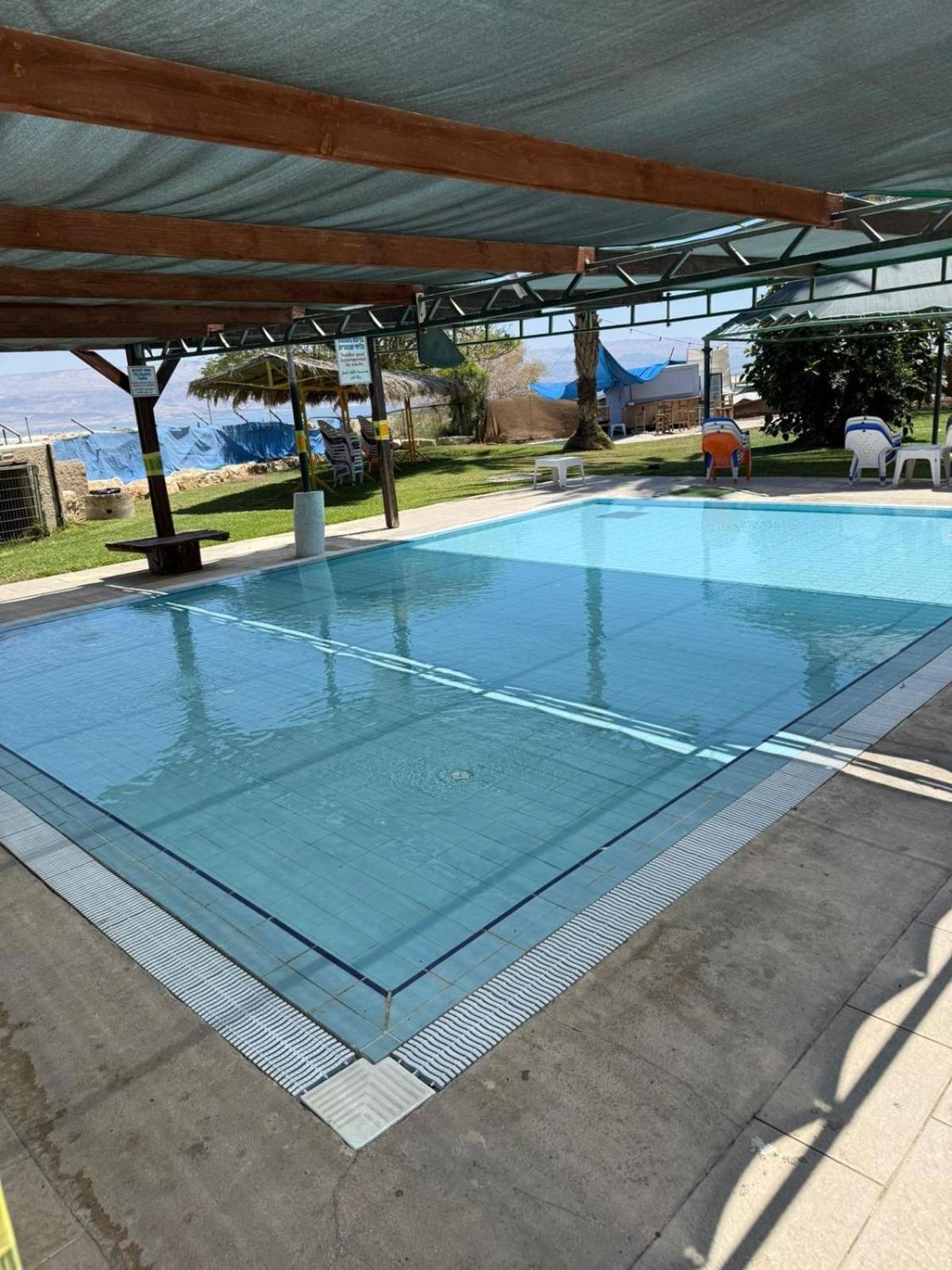 Almog Hotel Exterior photo